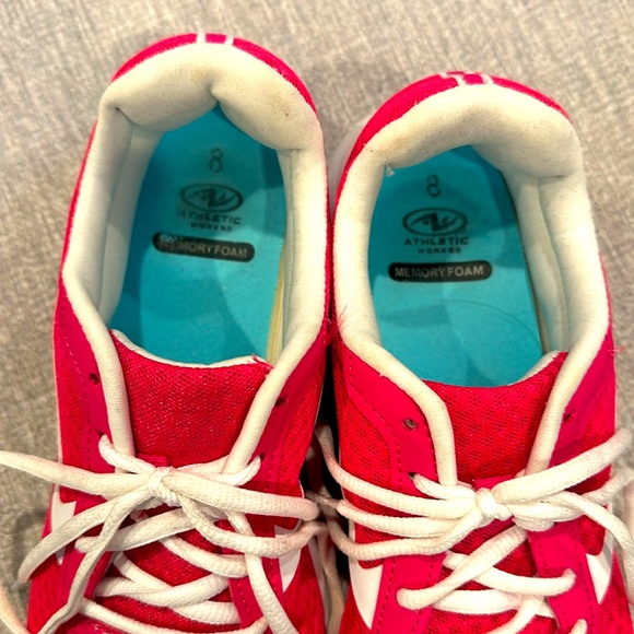 Athletic Works Mesh Memory Foam tennis shoes size 8 - Picture 5 of 6